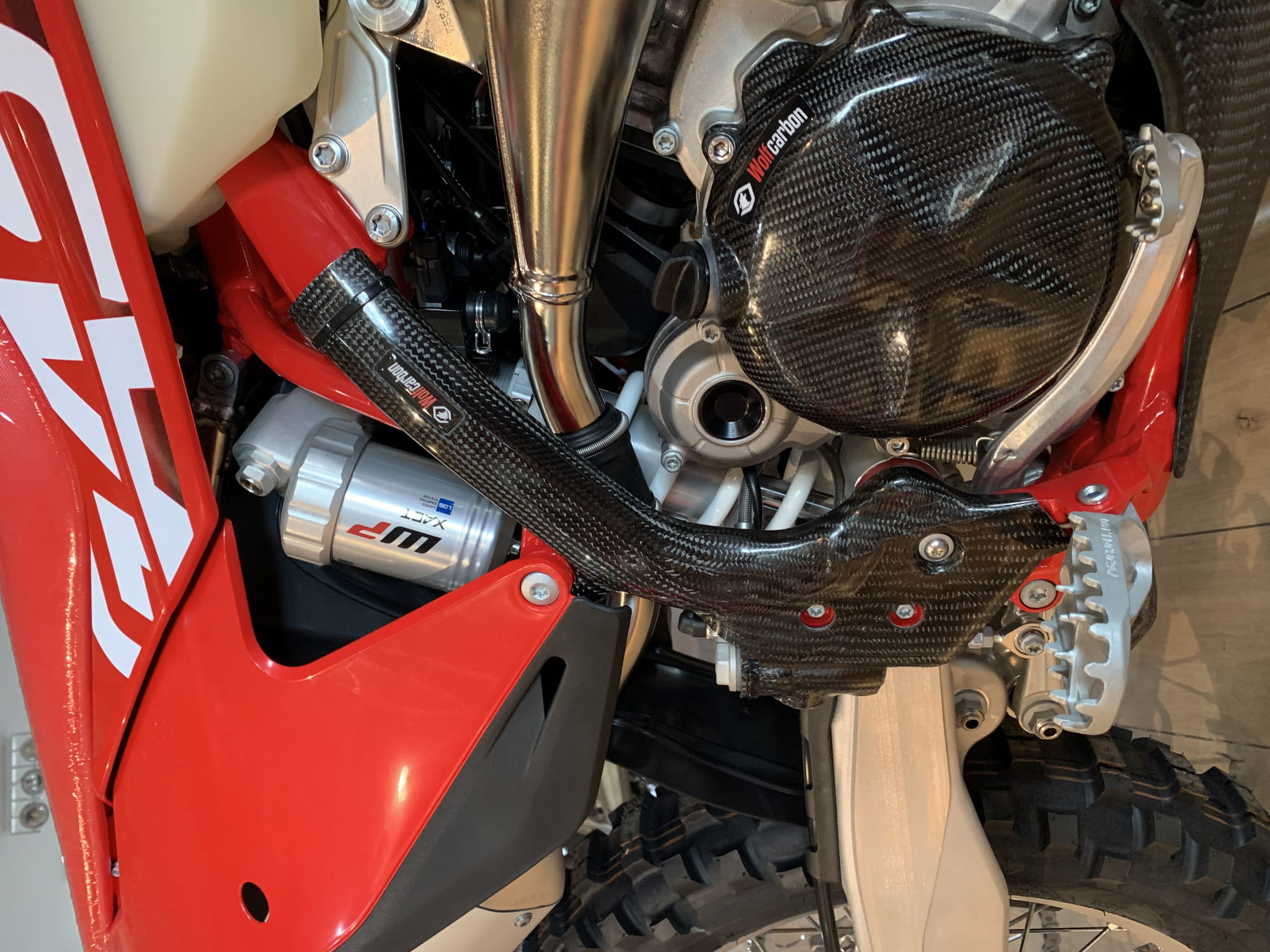 Carbon Frame Guards HUSQVARNA / GASGAS / KTM Wolfcarbon