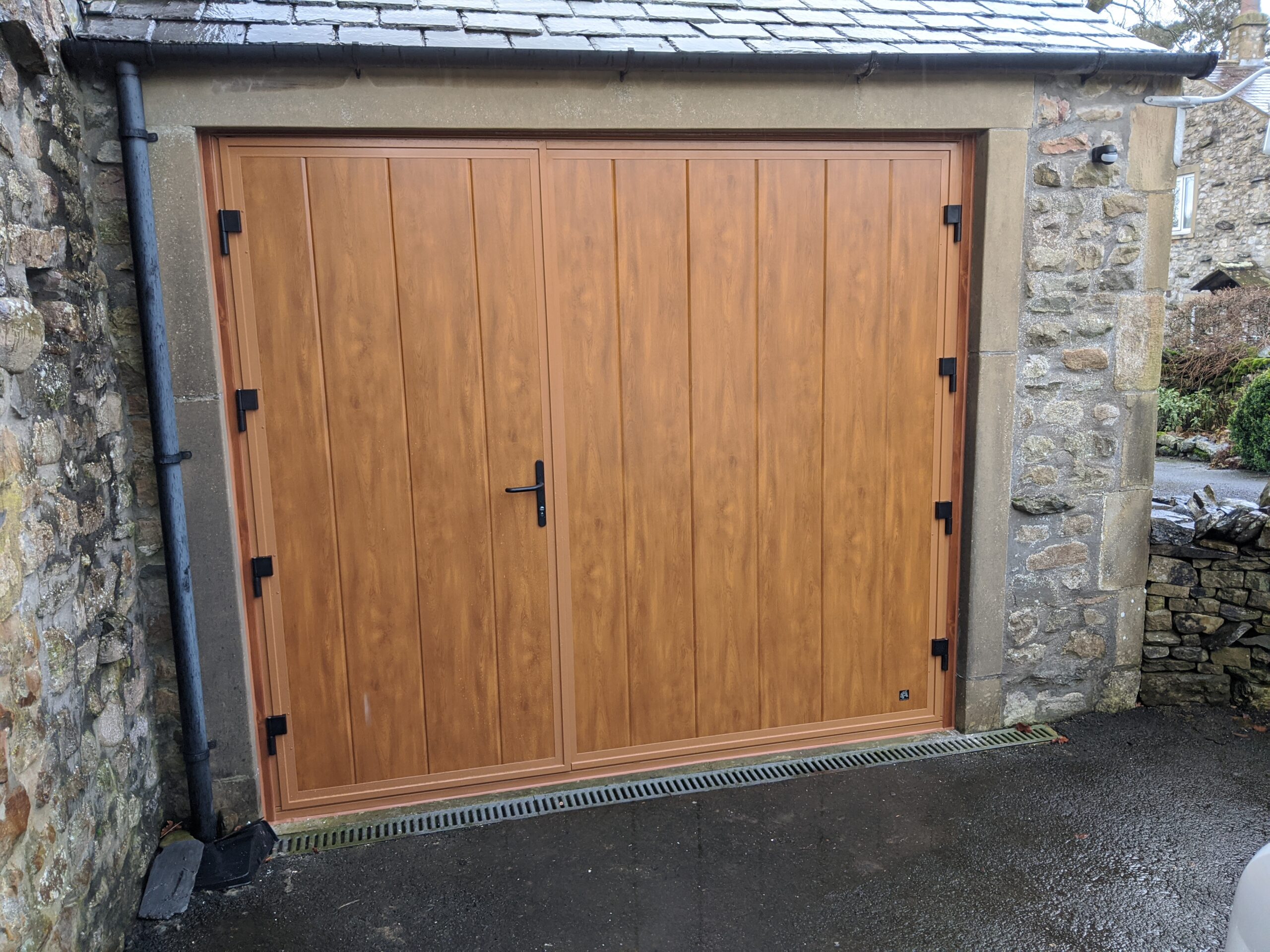 Insulated Garage Doors Skipton & Harrogate Wolf Doors Ltd