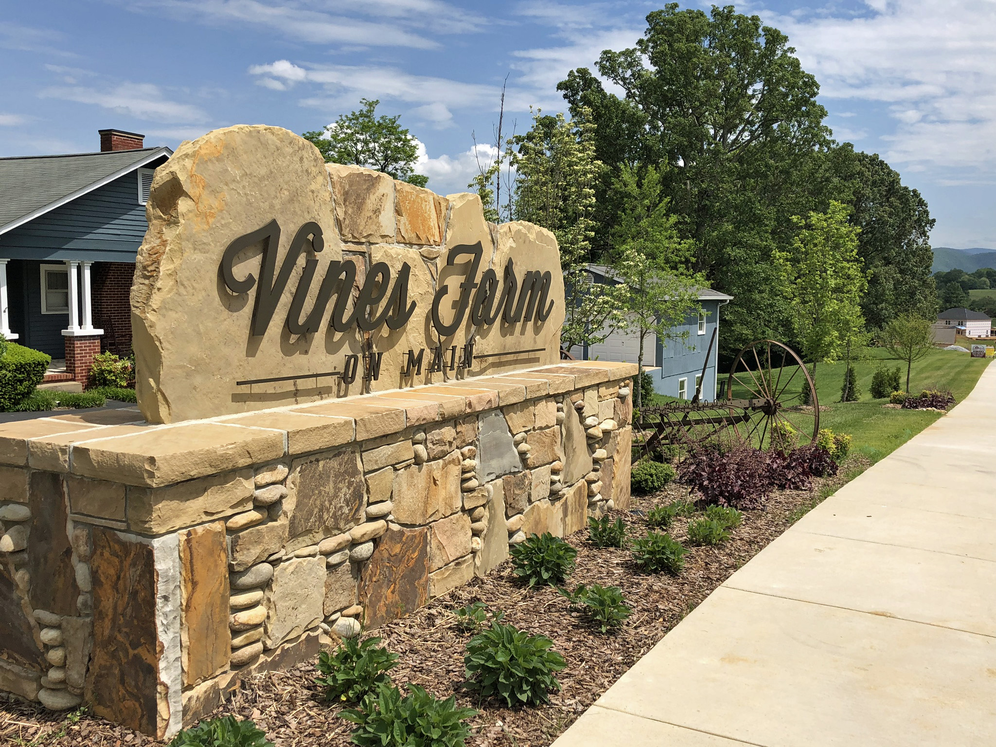 Vines Farm on Main HOA Wolfe Development