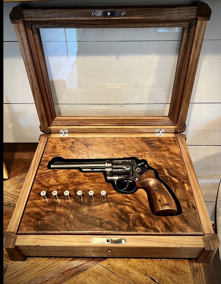 Pistol Display Case Robert Wolfkill