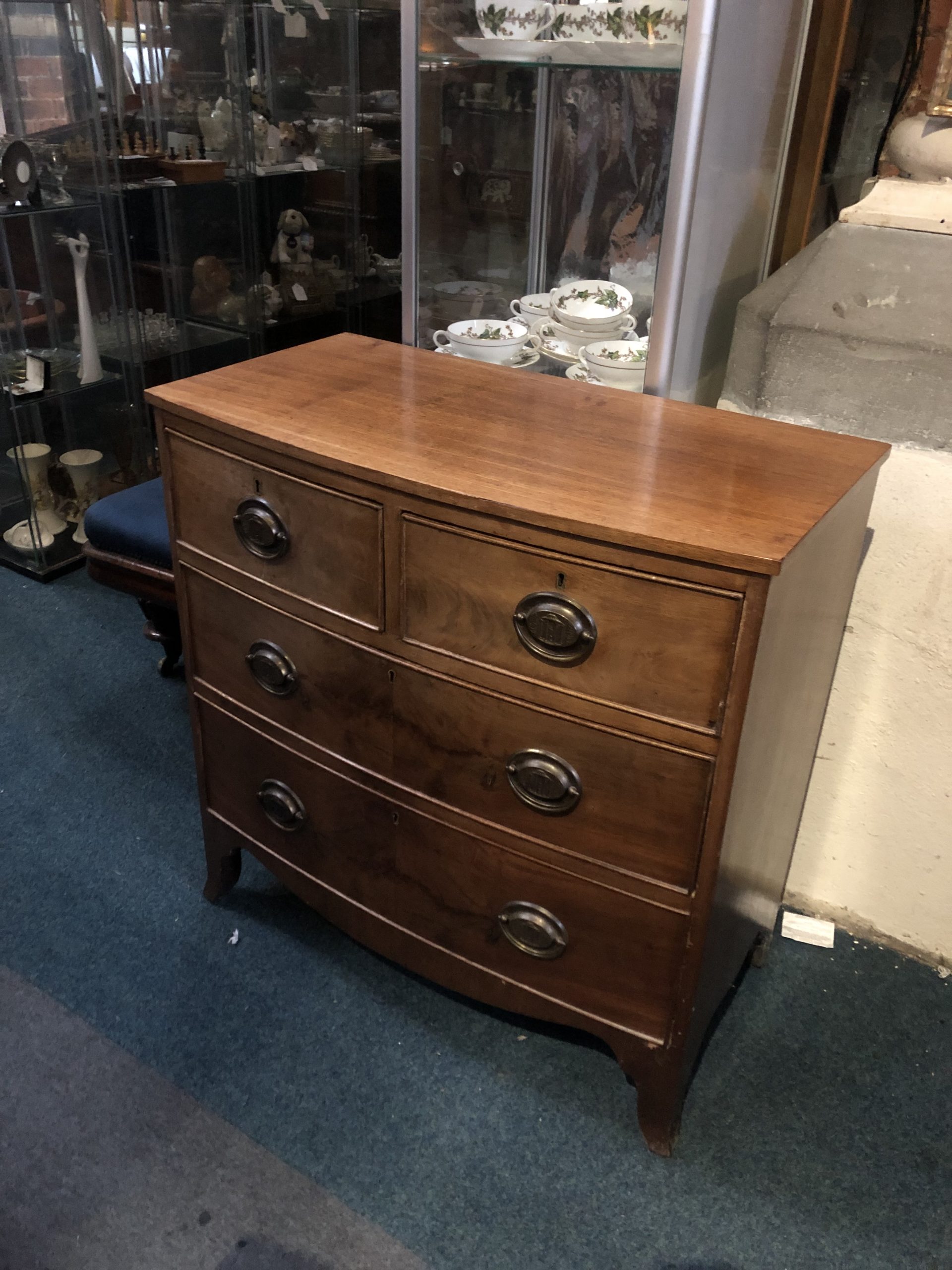 Bow Fronted Chest of Drawers »