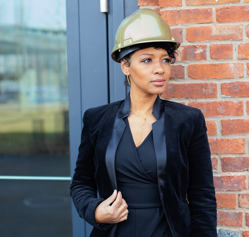 Paulina Lopez Women Construct