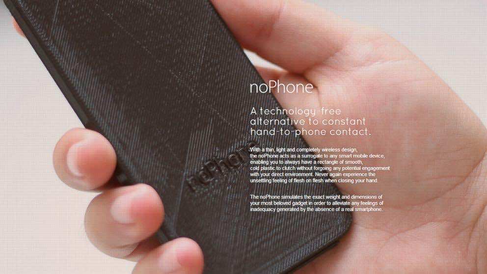 This Smartphone Doesn't Have A Screen Or Processor And Still Selling