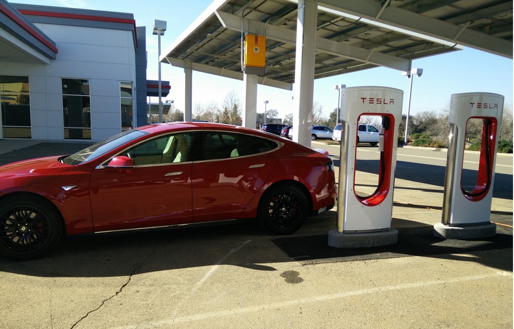 Tesla’s First Solar Powered Supercharger Is Being Set Up In California