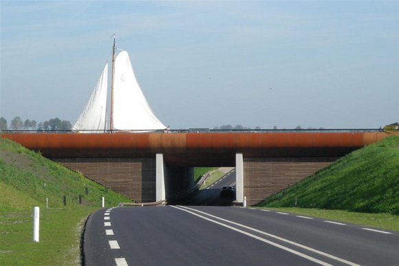 15 Water Bridges That Will Make you Wish For a Boat