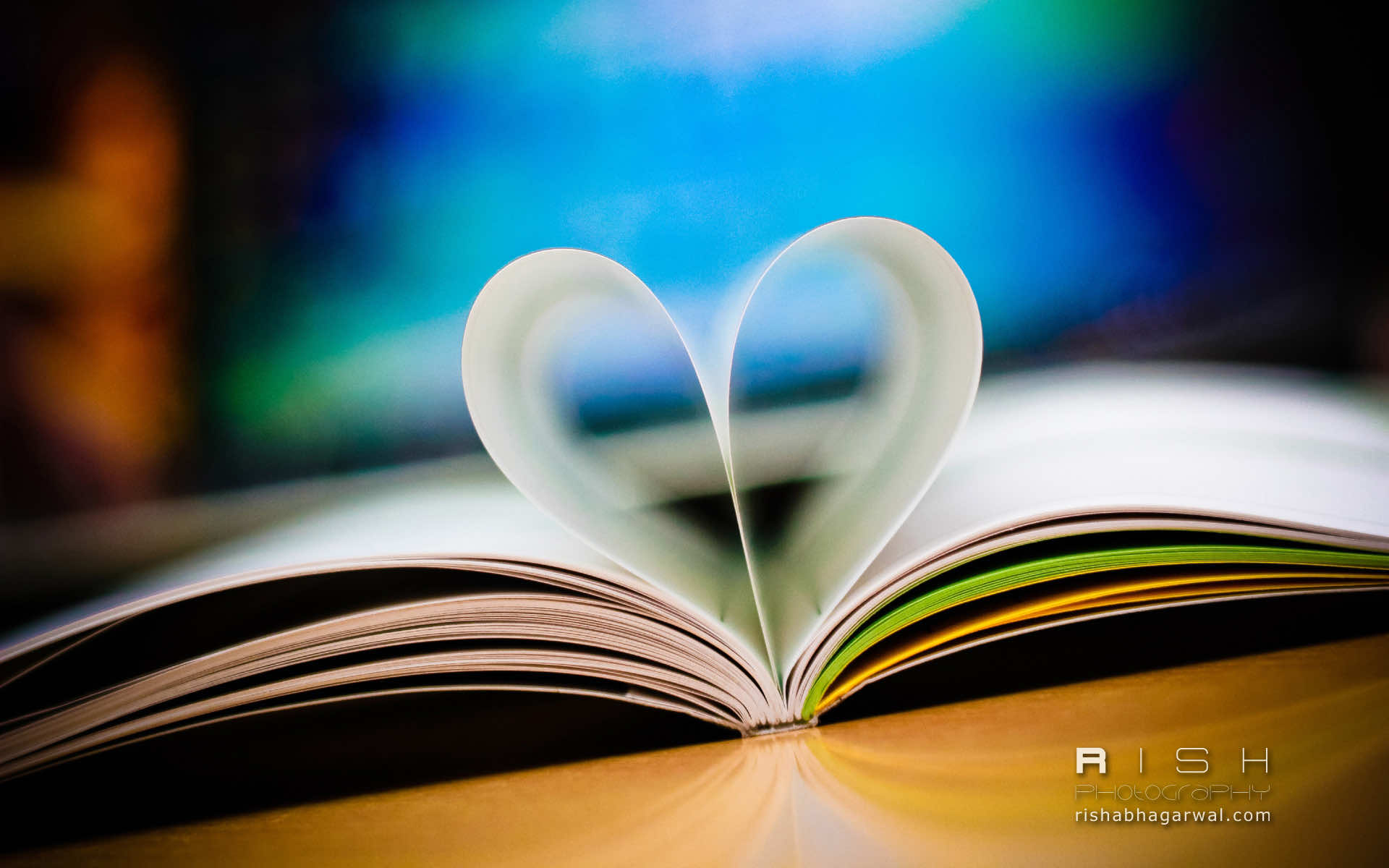 56 Love Wallpaper Backgrounds That Your Desktop Will Make You Feel Amazing