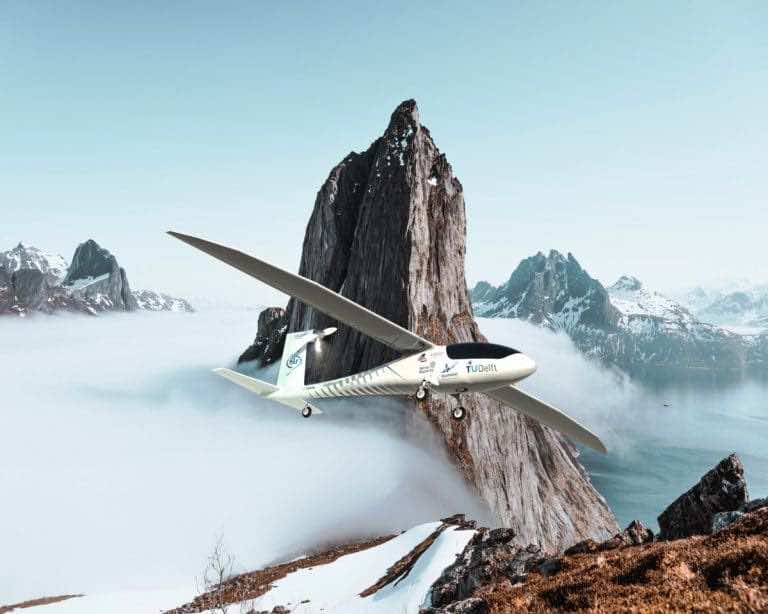 This Hydrogen Powered Aircraft Is The First Of Its Kind