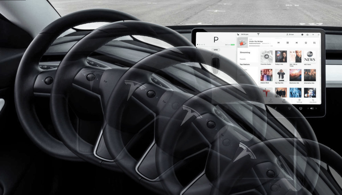 This Tesla Driver Complains That His Steering Wheel 'Fell Of