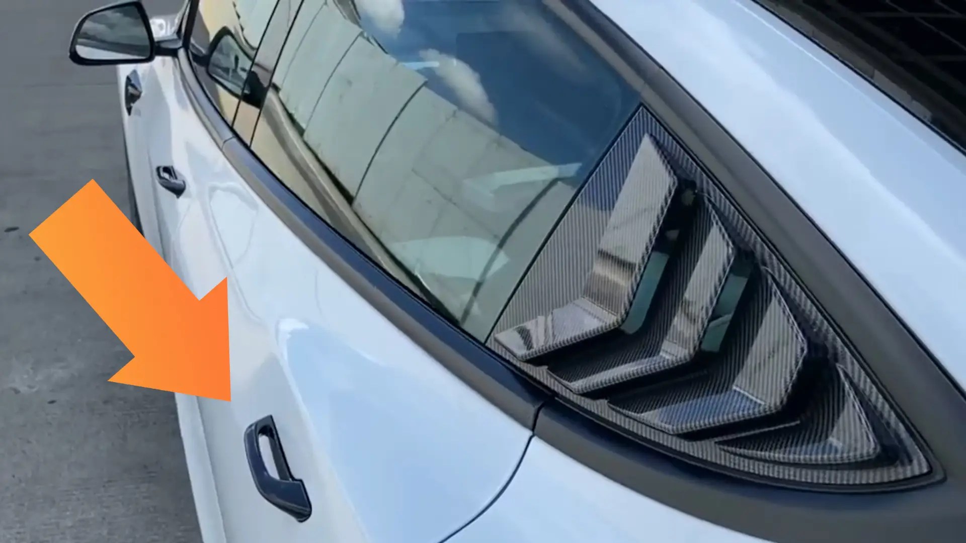 These Cheap Device Can Easily Fix Frozen Tesla Door Handles