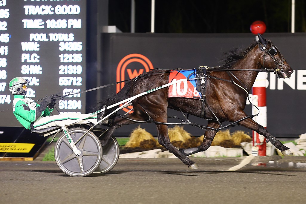 No Control completes sweep in Saturday Spring Series finals Woodbine