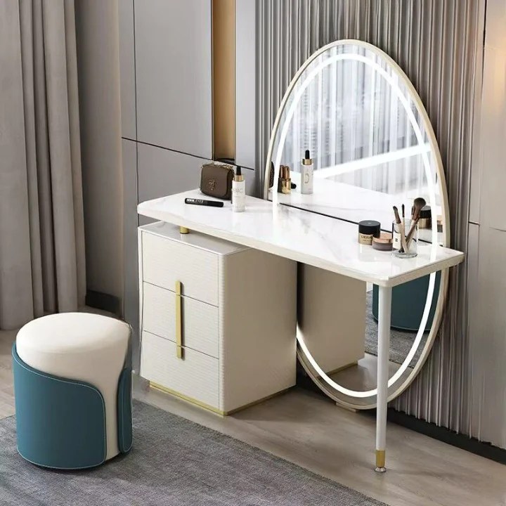 Beautiful Full Mirror Dressing Table With classy Deco Paint Work.