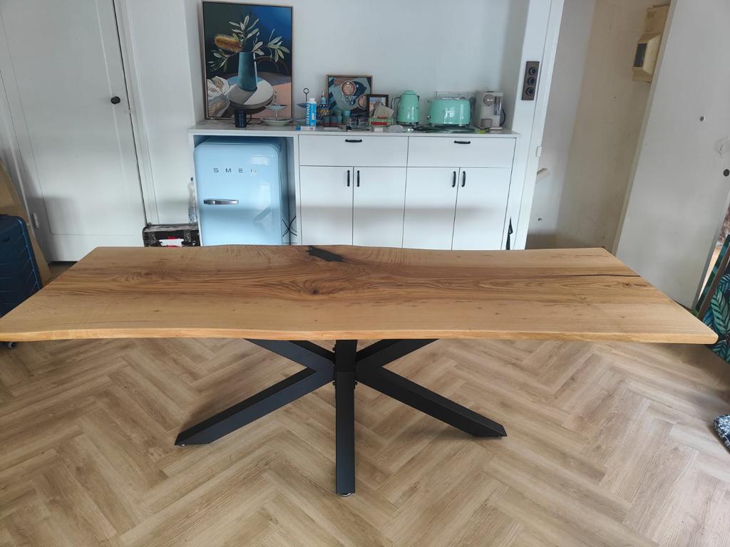 What Is Ash Wood And What Makes It Perfect For Your Table?