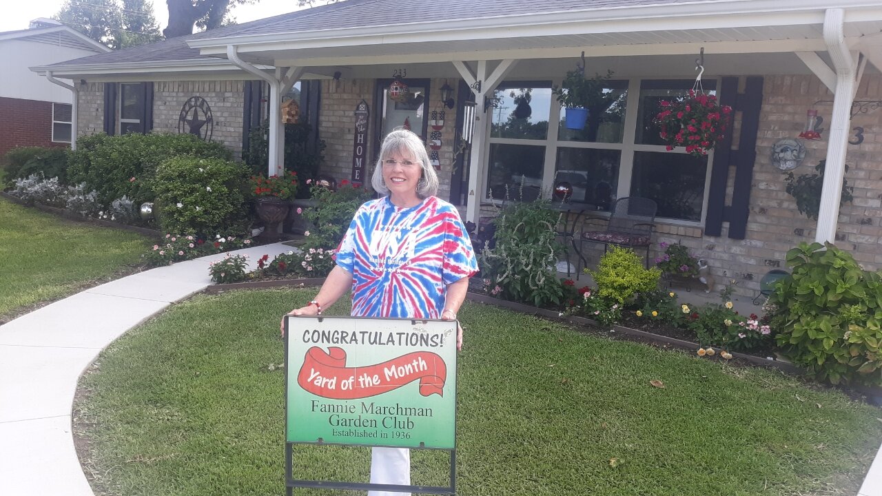 Lake Brenda home named yard of the month Wood County Monitor