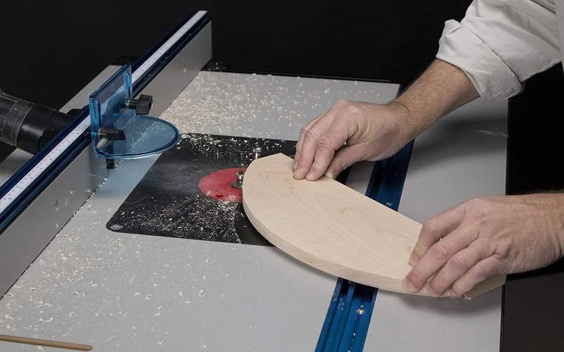 10 Best Router Lifts For Woodworking Reviews & Buyer's Guide