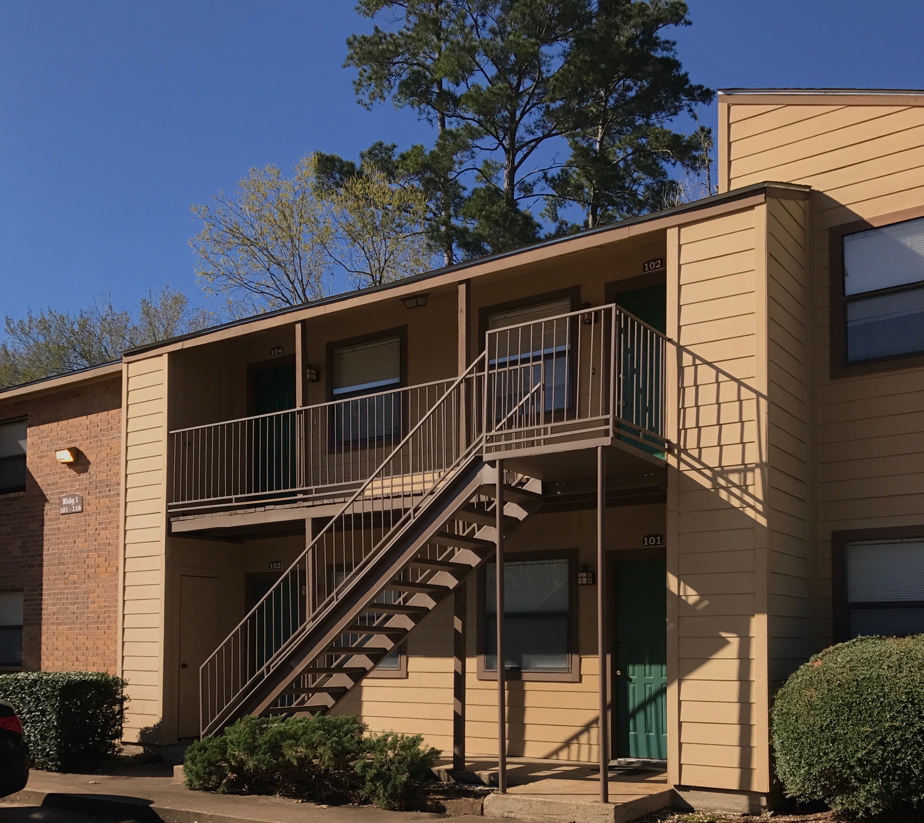 Amenities Wooded Acres Apartments in Lufkin, Texas