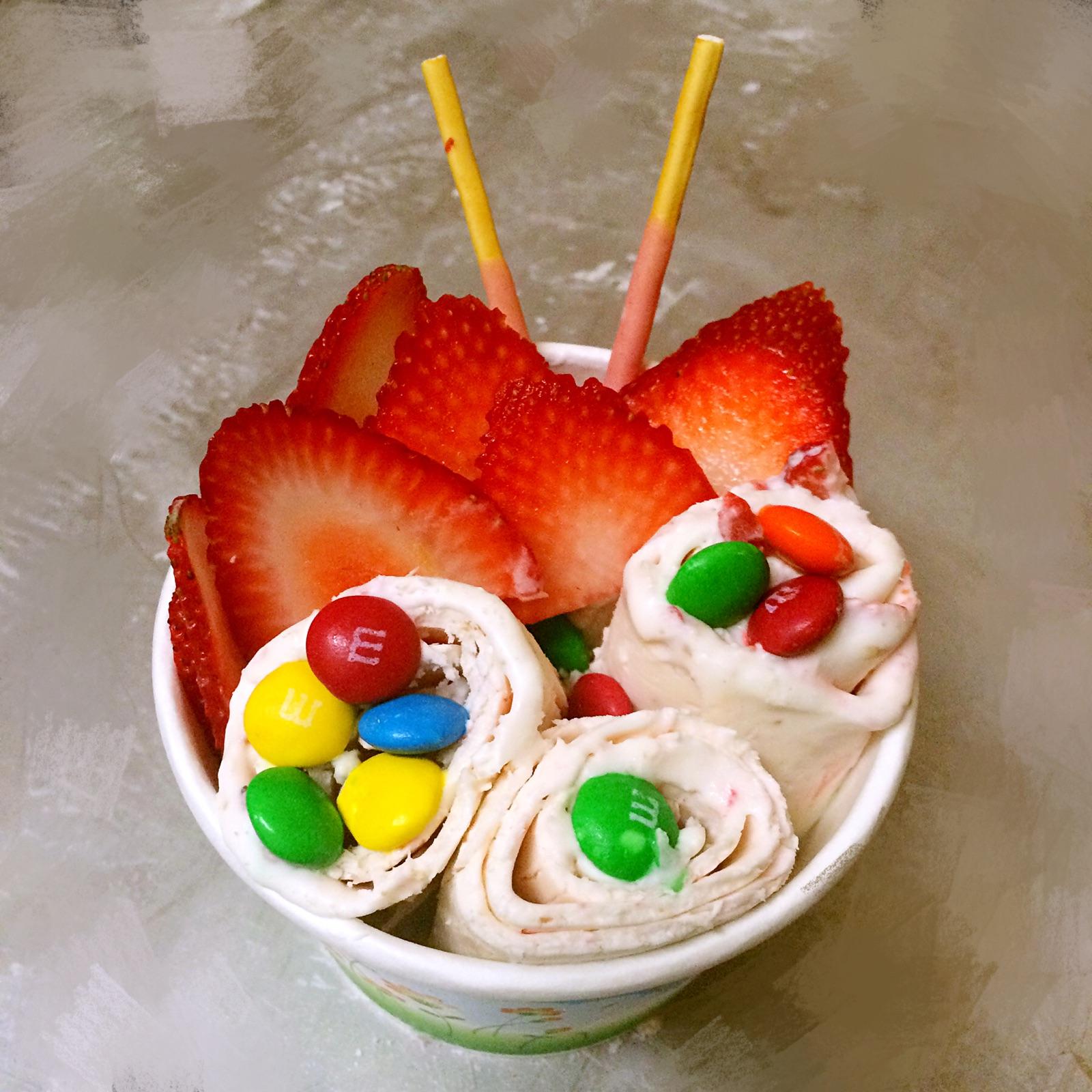 The All New Teassert Bar Will Serve Thai Ice Cream and Bubble Tea in