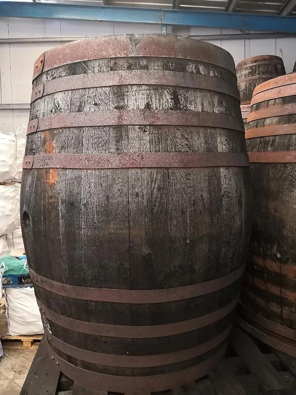 Large Srong Wooden Whisky Barrels for Sale Lanarkshire, Glasgow, Scotland