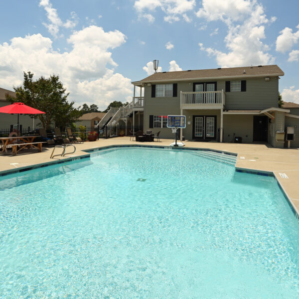 Relocating to Columbus need apartment? Call The Woodruff Way.