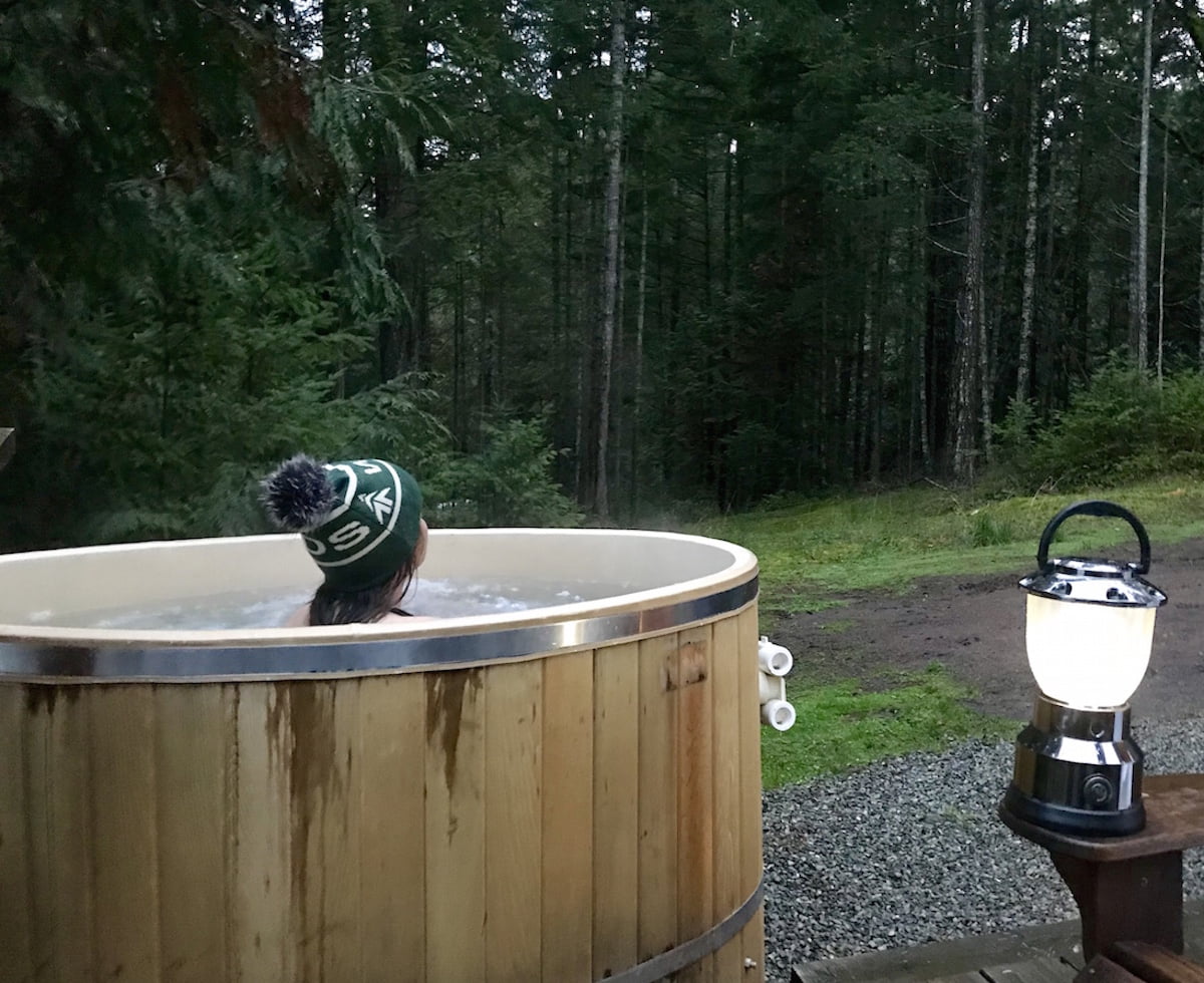 This B.C. Hot Tub Nestled in the Woods is Absolute Bliss » WOODS on Pender