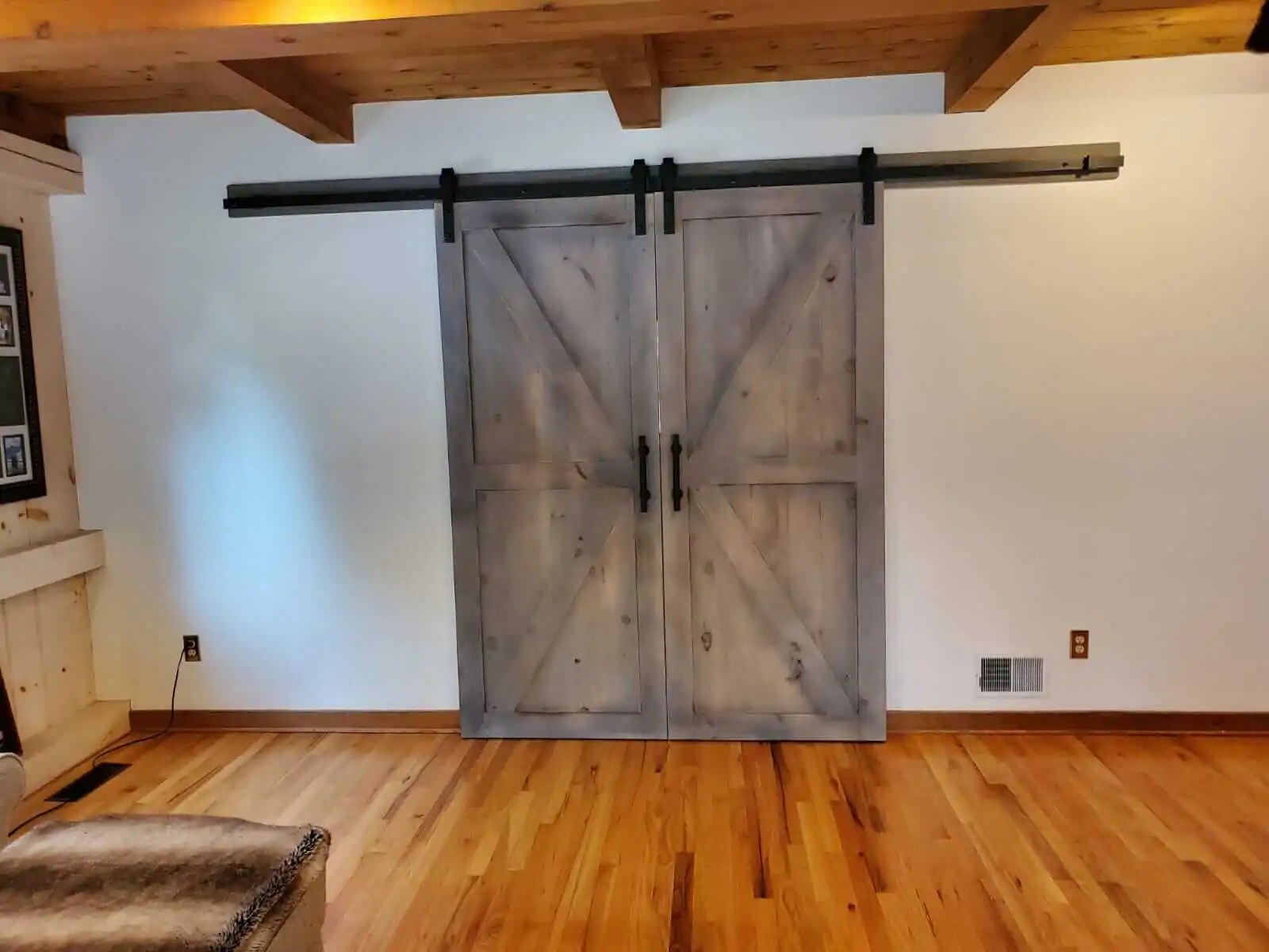 Custom Barn Doors NJ, New Jersey Rustic Barn Doors