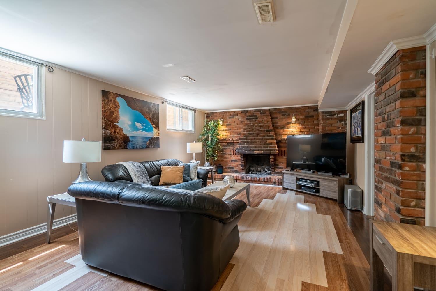 5443 Stratton Road Burlington WOOLCOTT