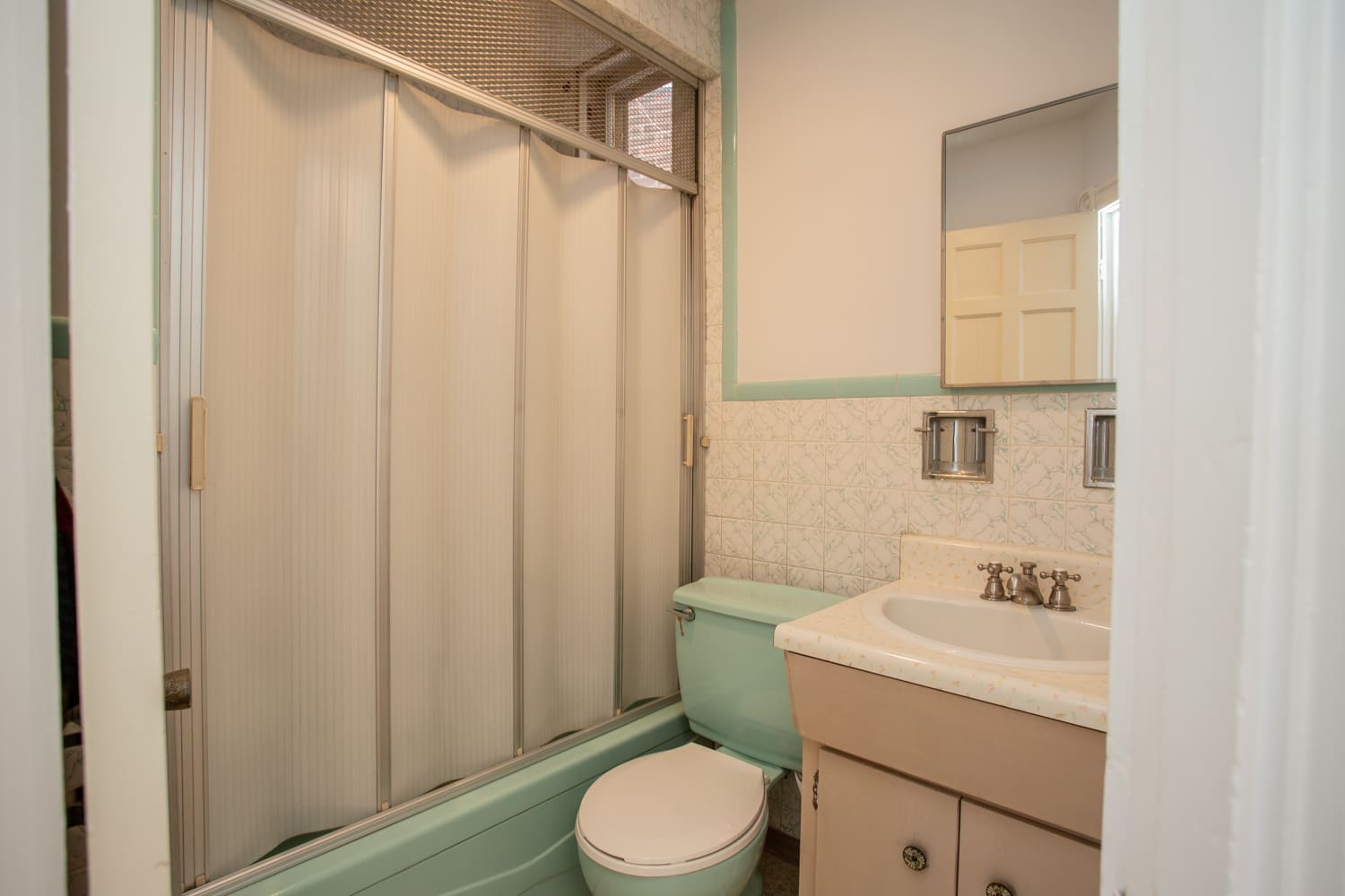 88 Peter Street Hamilton Real Estate Woolcott Real Estate