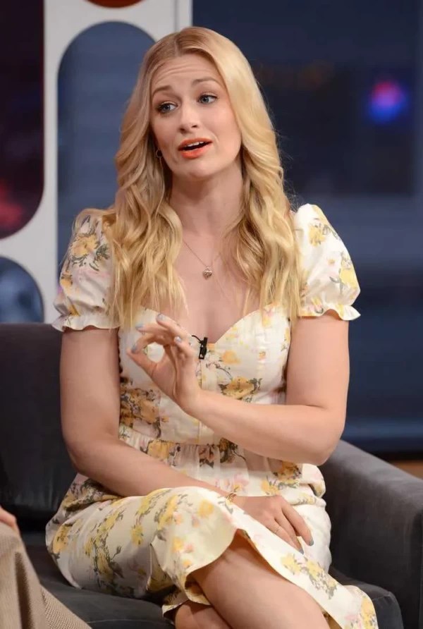 50 Beth Behrs Bikini Pictures (Hot & Sexy) - Woophy