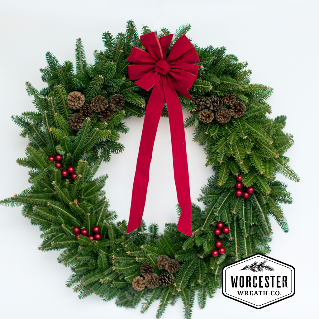 Classic 36in Wreath Worcester Wreath