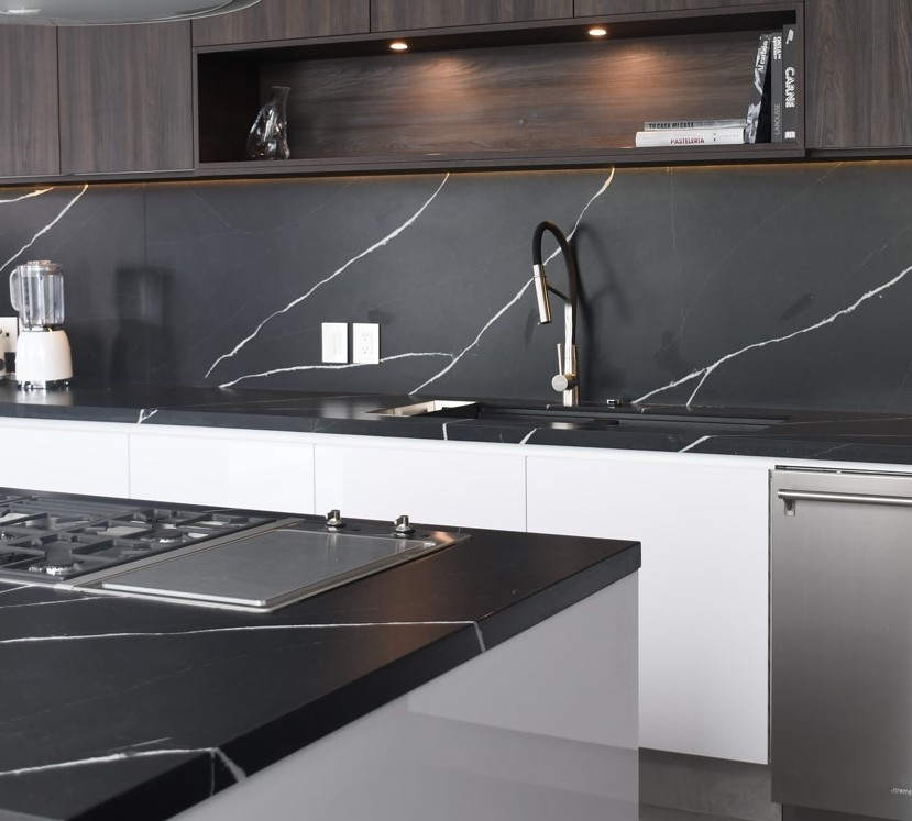 Kitchens with splashbacks, upstands or tiles. Which is best?