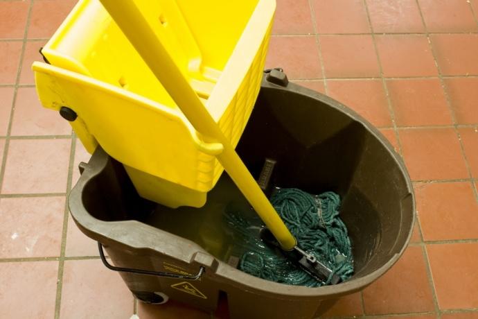 How to Dispose of Mop Water Properly? Floor Cleaning Tools