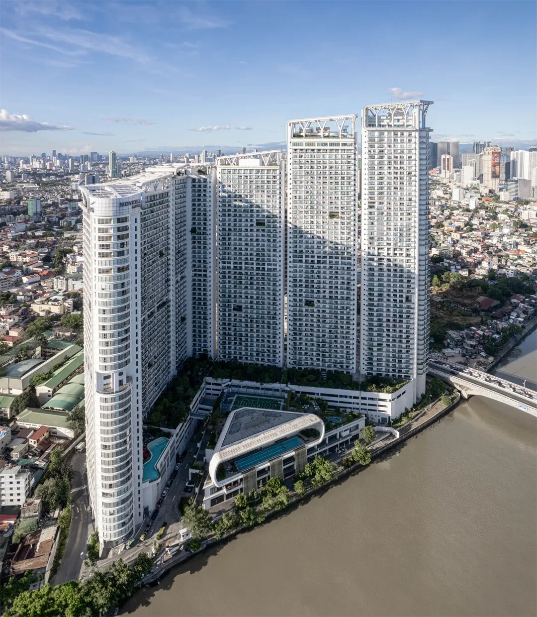 Acqua Private Residences Home