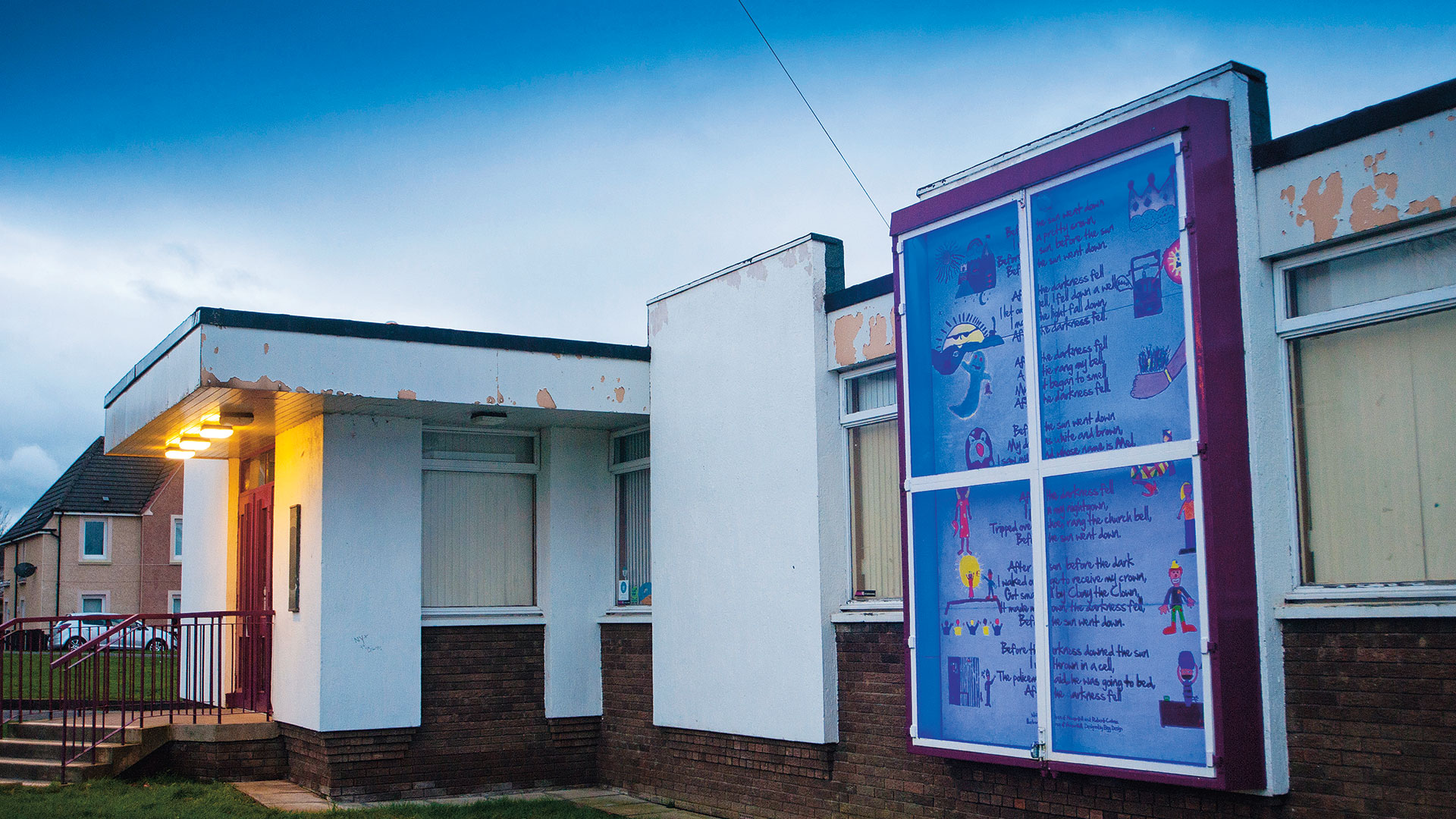 Big Issue columnist Damian Barr helps to save Newarthill library The