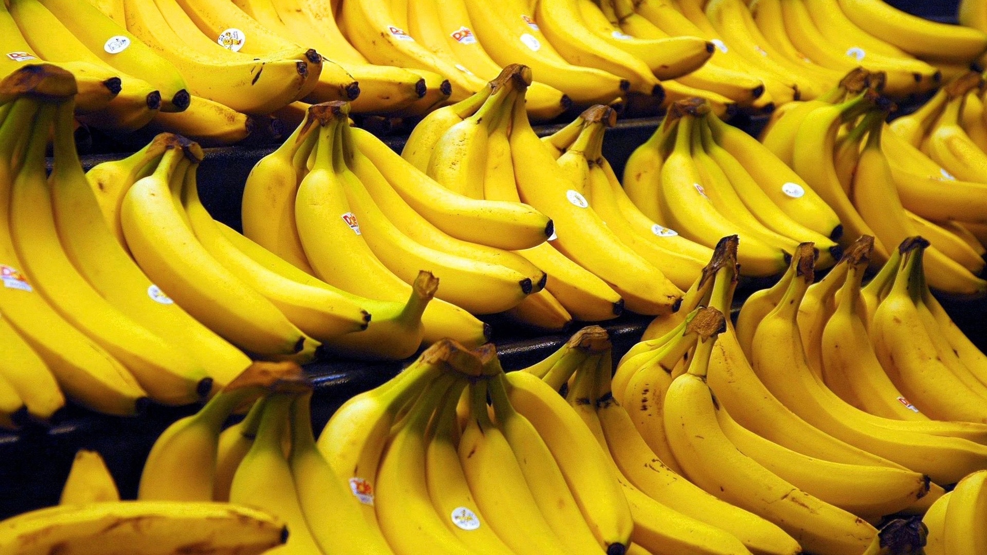 Britain bins 1.4 million edible bananas every day The Big Issue