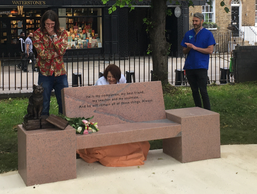 James Bowen reveals statue of Street Cat Bob in London 'It's his
