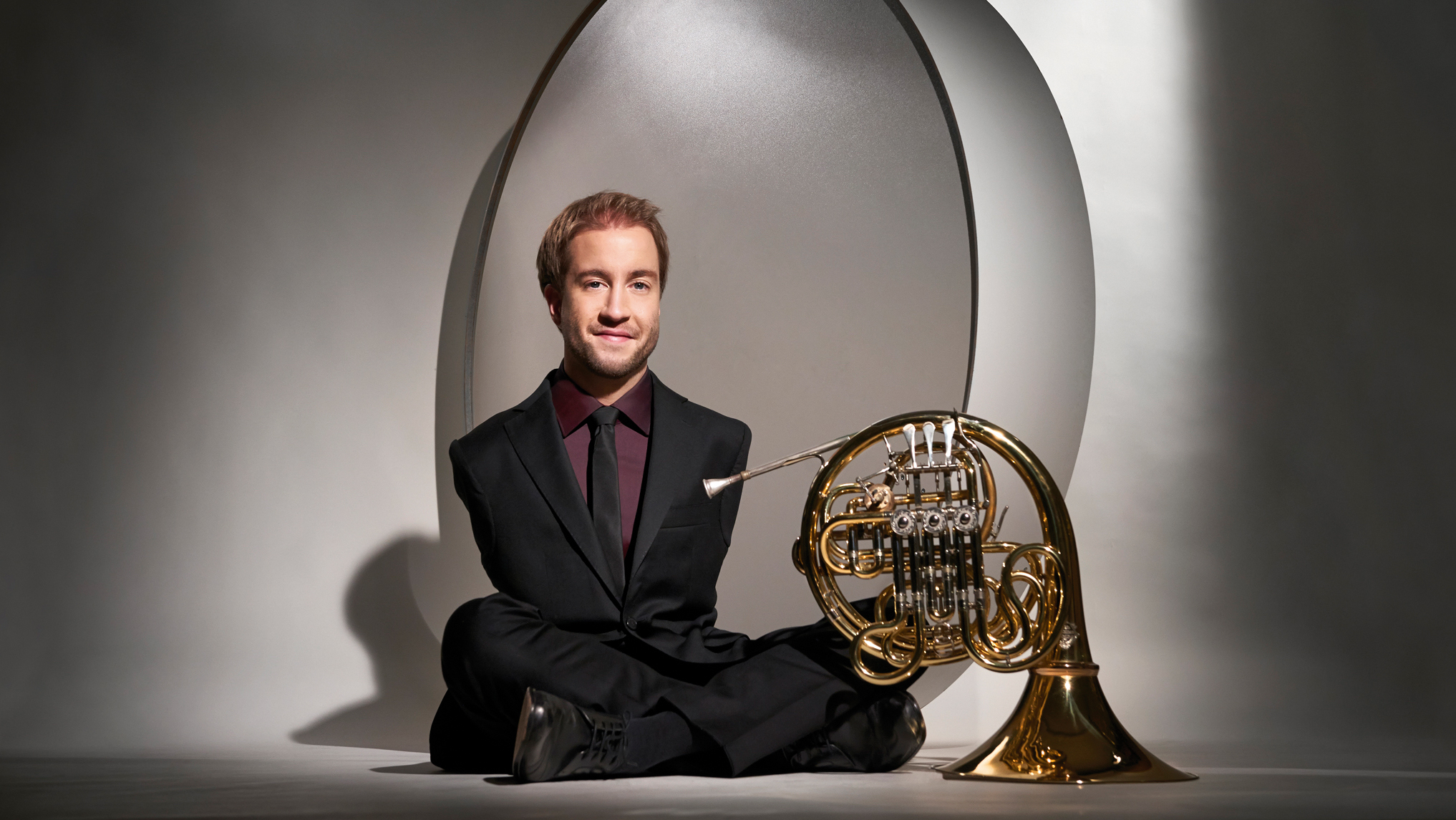 The French horn maestro who plays using his feet The Big Issue