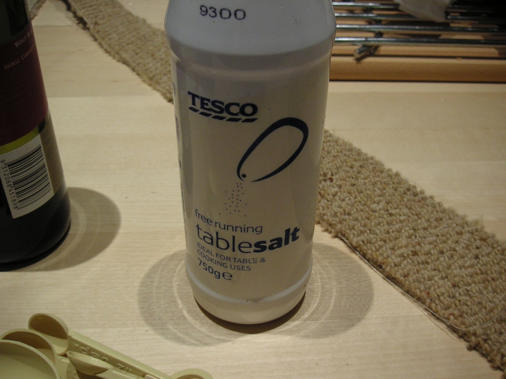 Removing red wine from carpet using salt