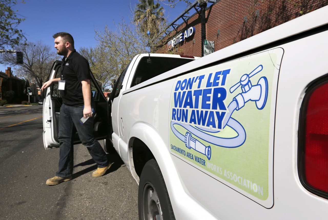 In Sacramento Drought, Conservation Scofflaws In Hot Water Here & Now