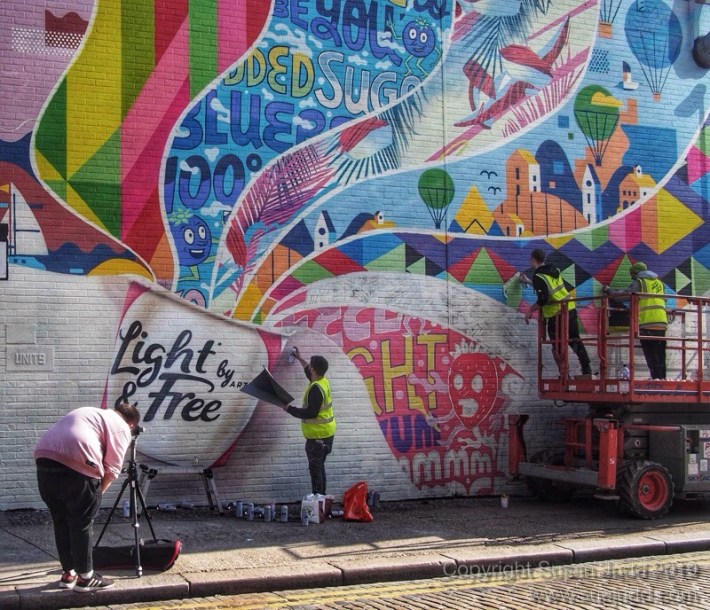 Creating large Street Art WordsVisual