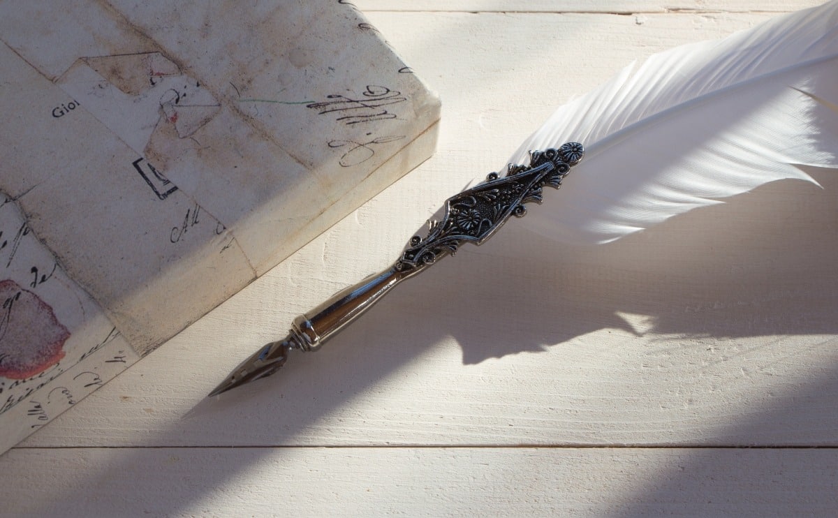 Pantoum Poetry Form: Ink the Portrait of Emotion (+ Example)