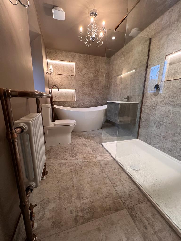 Specialist Bathrooms & EnSuites Refurbishment in Kettering Workforce