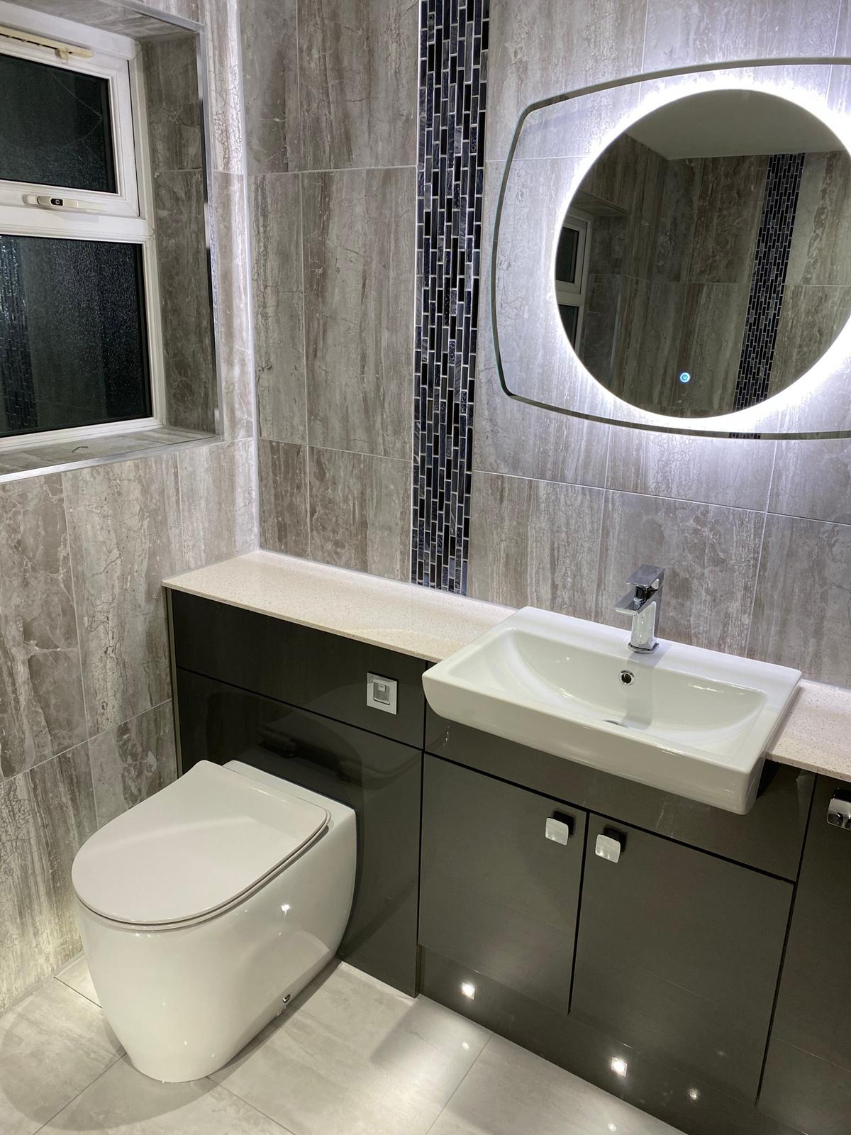 Specialist Bathrooms & EnSuites Refurbishment in Kettering Workforce