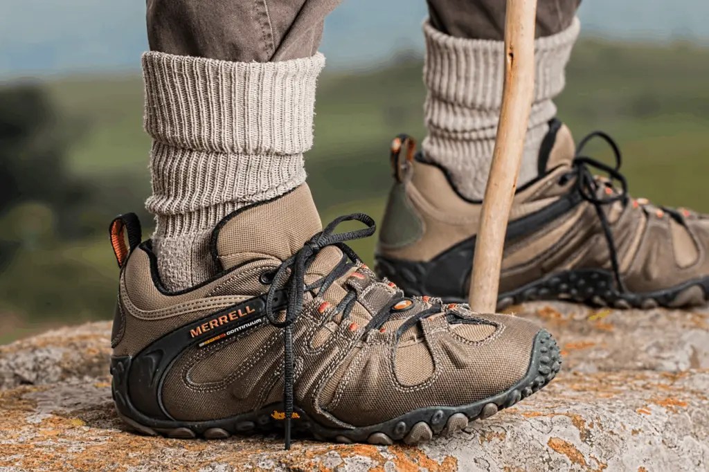 16 Ways to Keep Your Feet Cool in Steel Toe Boots Work Gearz