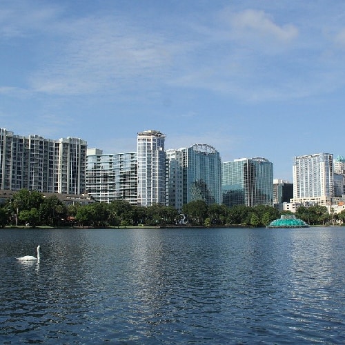 Glass Blowing Classes in Florida 2024 [Updated] Working the Flame