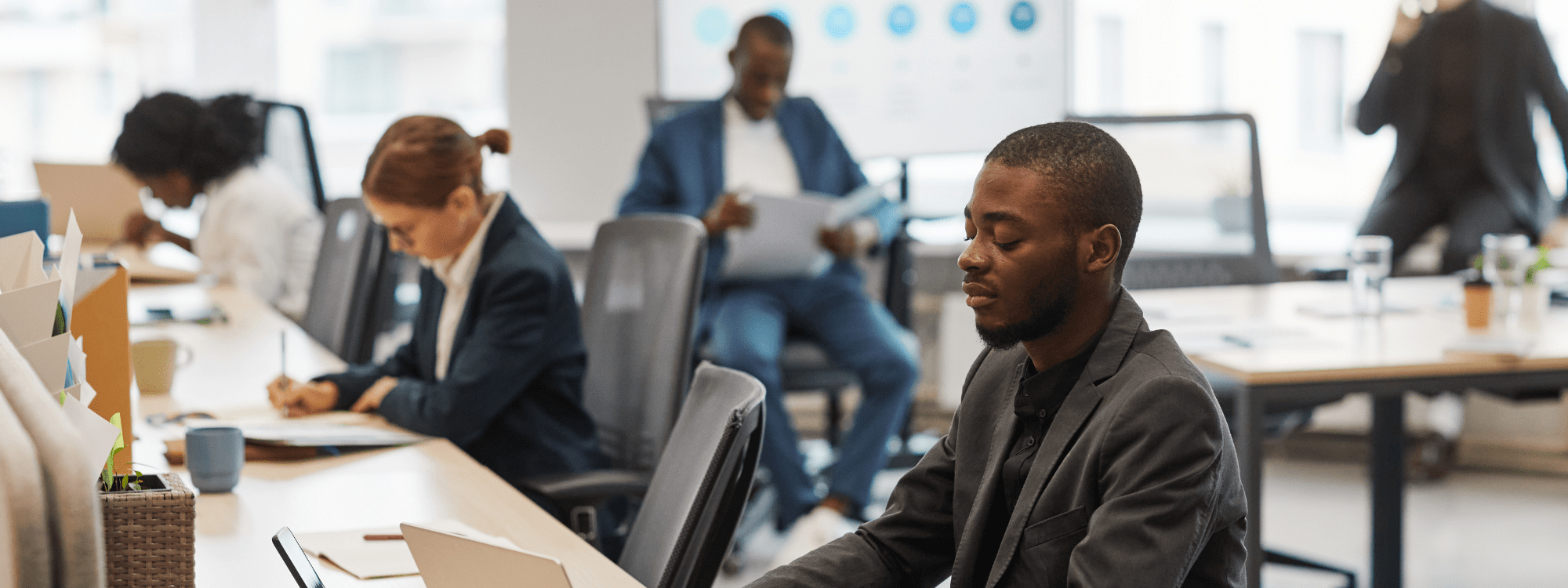 How IR35 Affects Umbrella Company Contractors WorkMotion