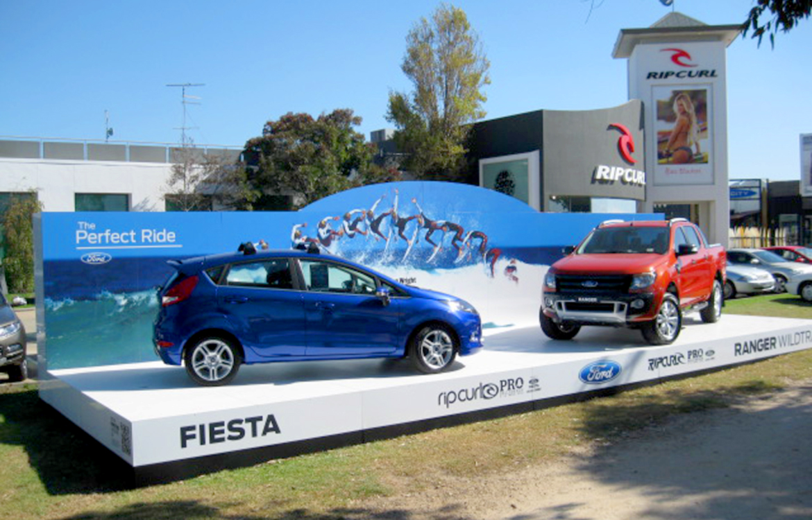 EXHIBITION STANDS The Workpoint