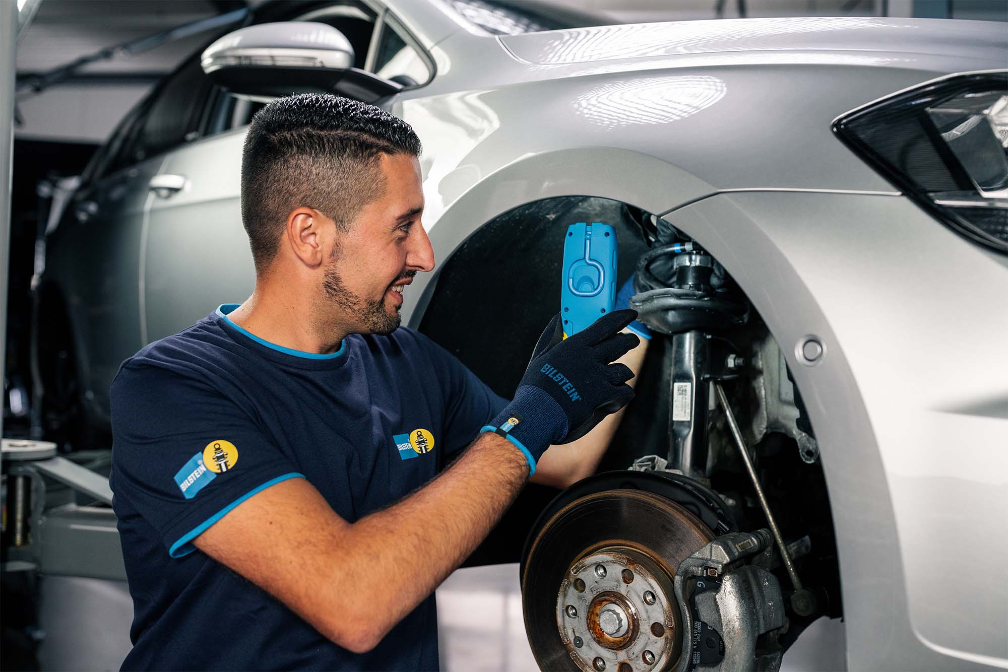 Suspension test and damage diagnosis