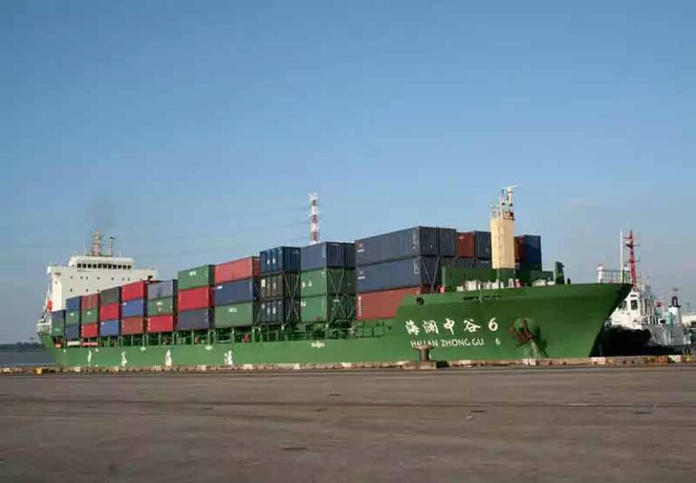 World's Top 15 Container Shipping Companies in 2024