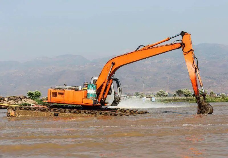 What is Underwater Excavator? Types of Underwater Excavators