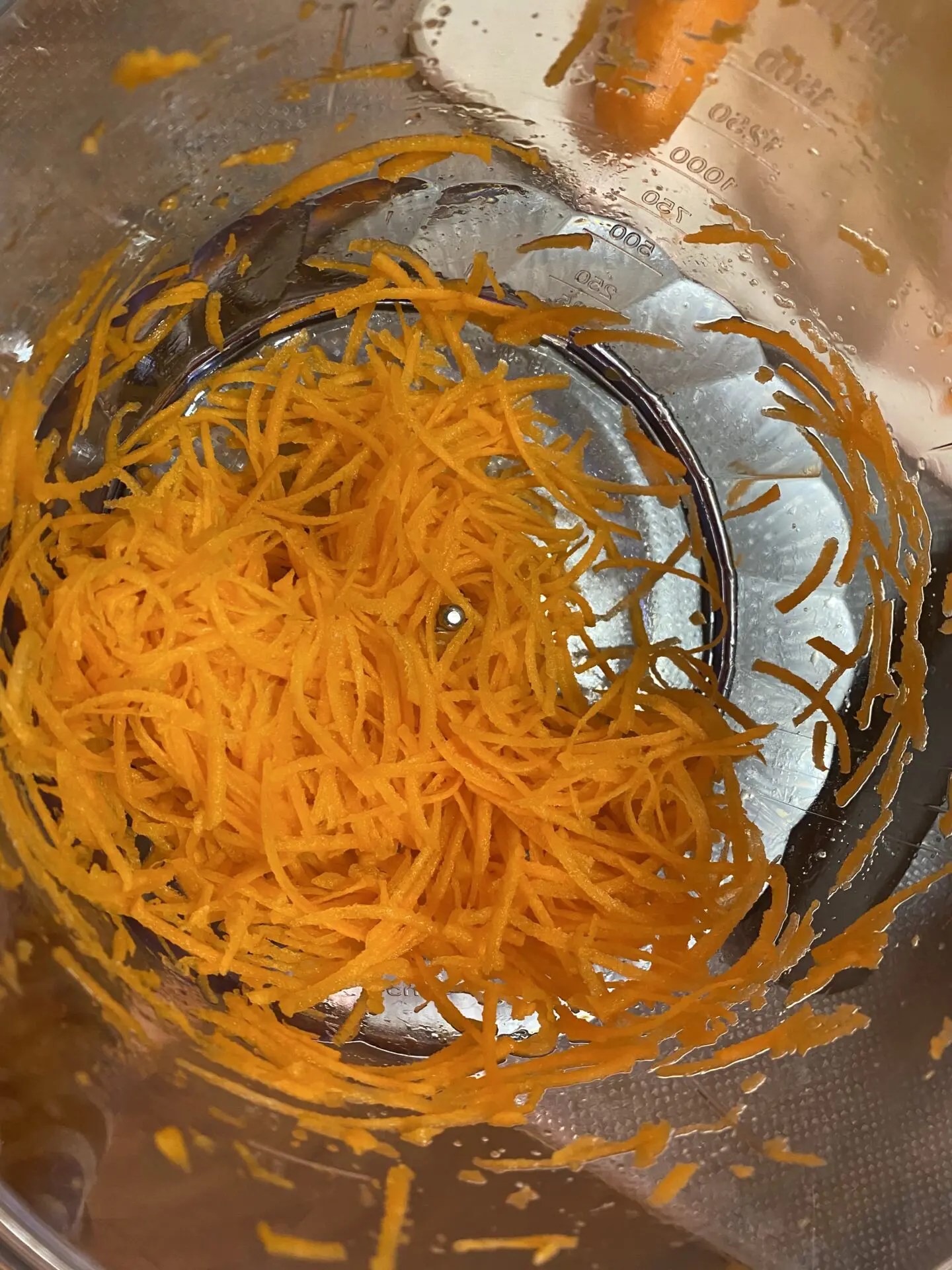 【大根おろしのおすすめブレンダー】ブラウン マルチクイック7 ハンドブレンダー 使い方解説②！おろし(大根)と千切り(人参)機能の実力は？