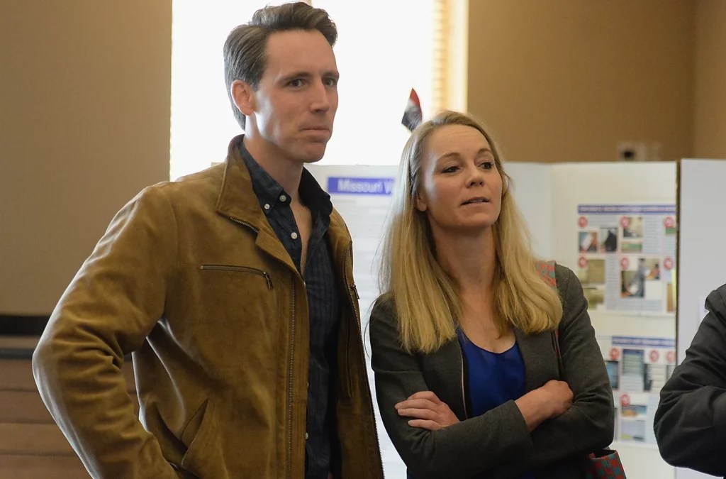 Josh Hawley Net Worth Bio, Age, Height, Contact, Wife,(015)